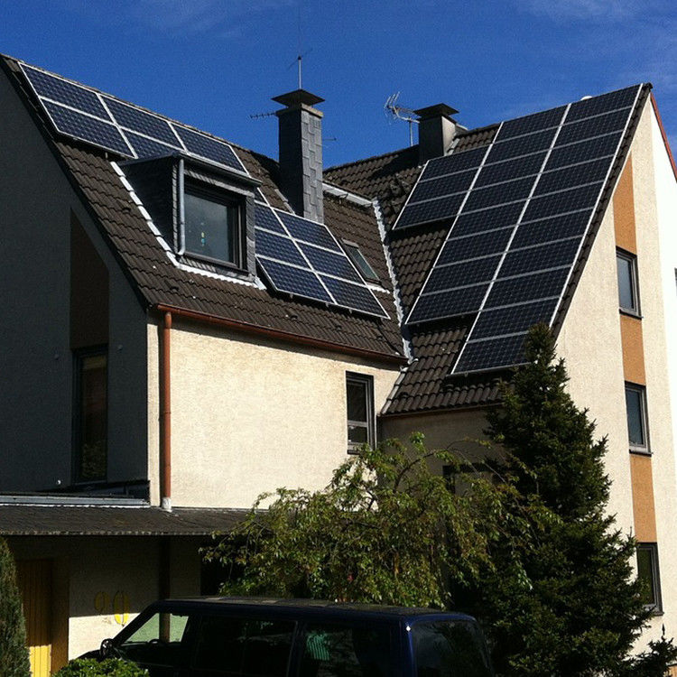 Zwart geberg 100W 170W zwart mono PV-paneel met PET/ETFE/GLASS oppervlakte materiaal