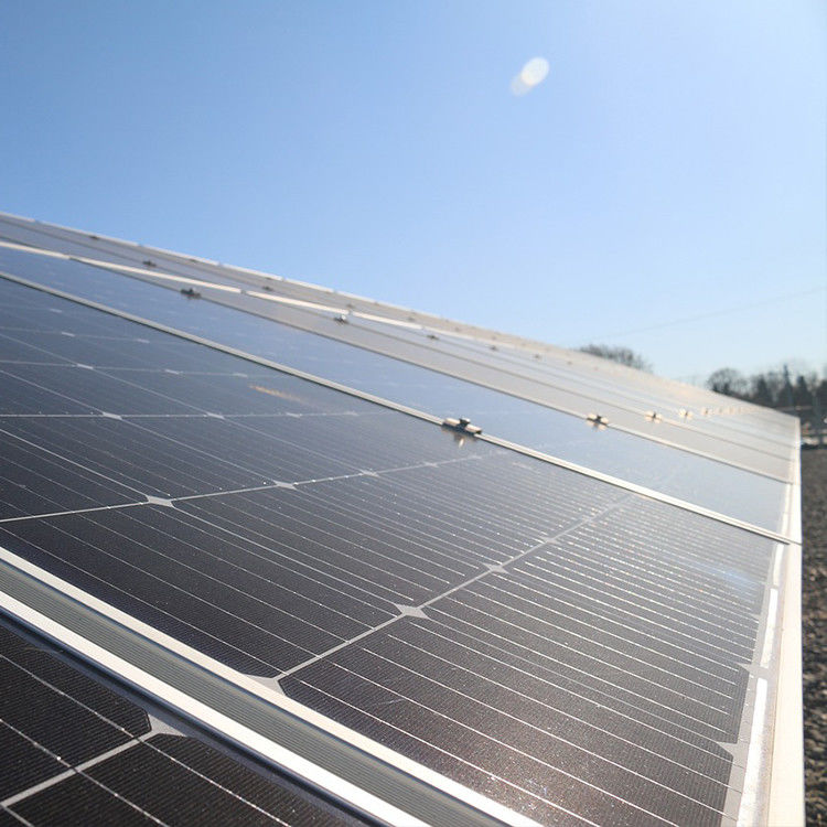 100W 110W 170W Zwart Mono PERC Gengeld Zonnecelpaneel met 23-24,2% Efficiëntie